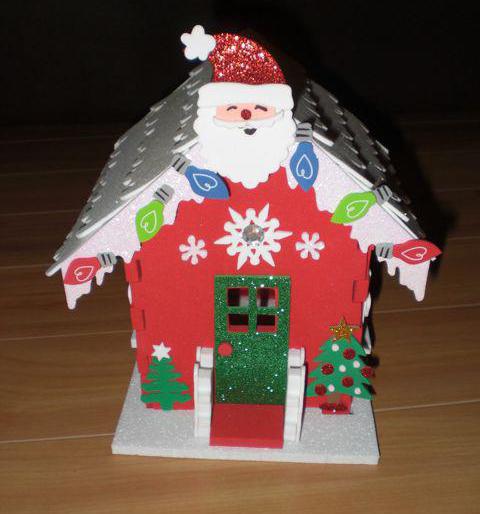 kuću Djeda Mraza s vlastitim rukama